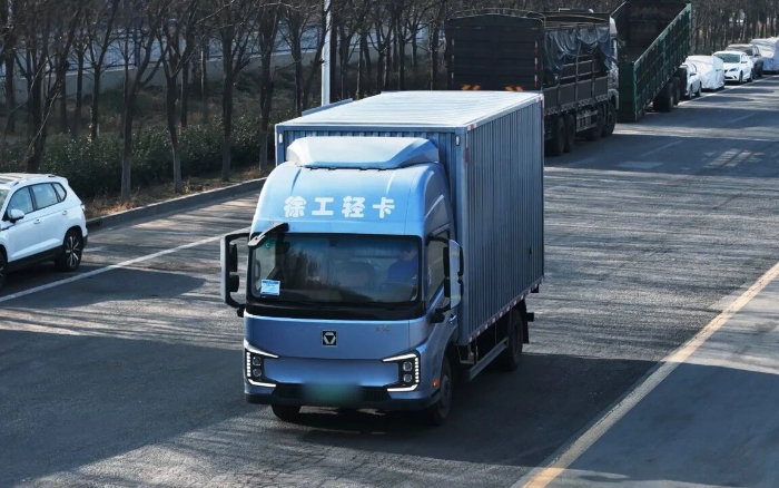 不只大货厢，豪利777汉界轻卡凭诸多优势感动客户